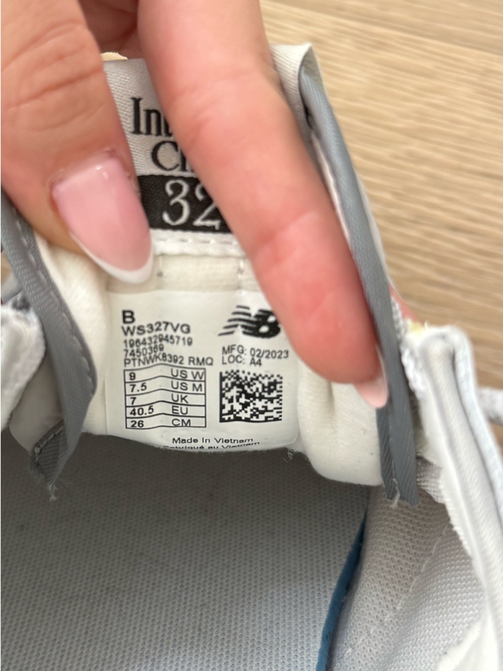 New Balance 327 Sneakers 327 Sneakers - Picture 5 of 5